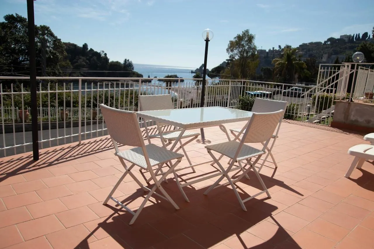 Taormina Isola Bella Suite