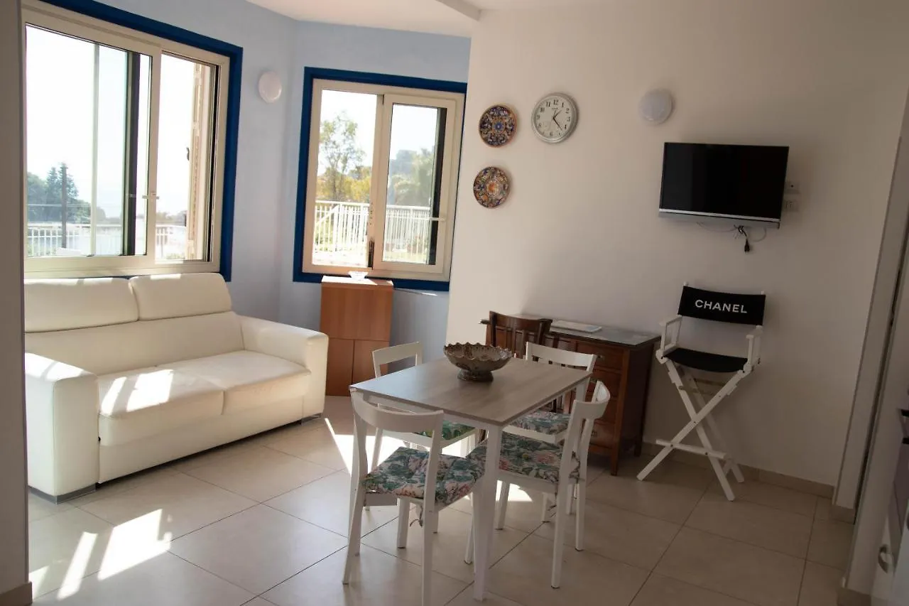 Taormina Isola Bella Suite Италия
